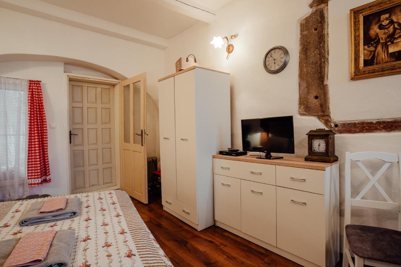 Strieborny Dvor Apartment Banská Štiavnica Exterior foto